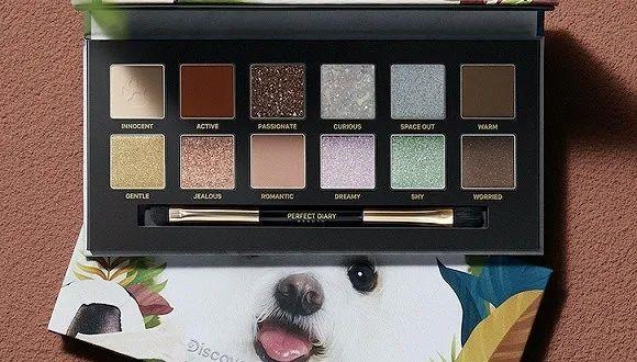 完美日记小狗眼影盘有几种颜色 完美日记小狗眼影盘多少钱 完美日记小狗眼影盘有几种颜色 完美日记小狗眼影盘多少钱