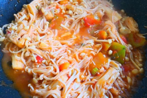 金针菇一般煮几分钟 三分钟就能熟