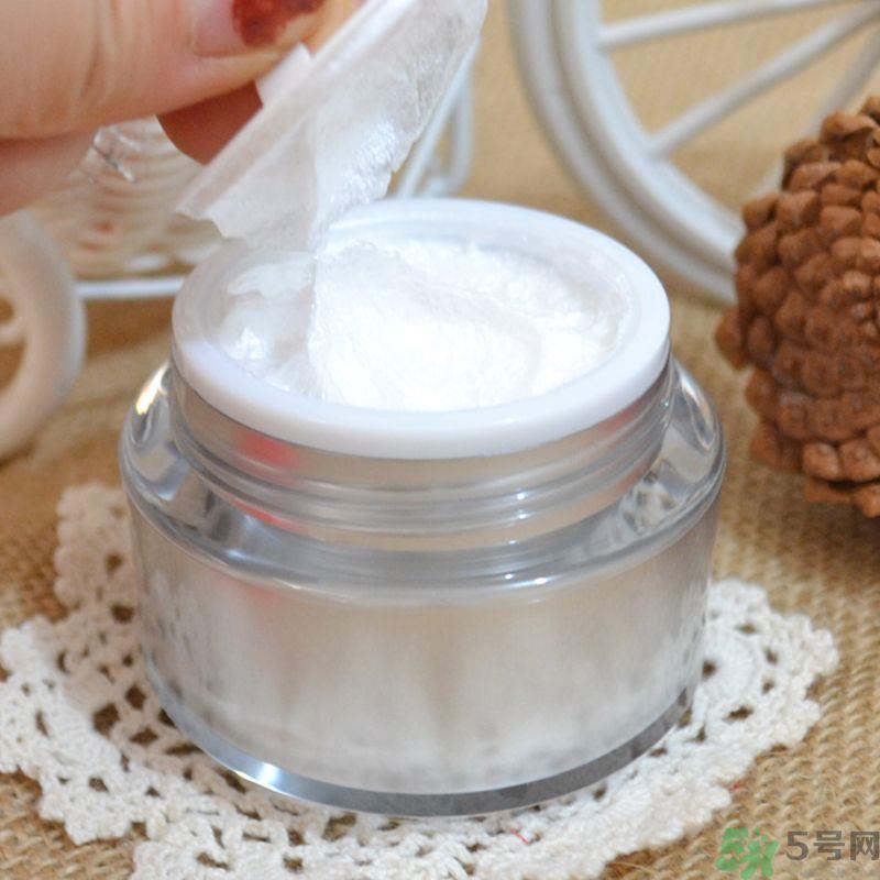 诗莉薇石斛.水漾肌活洁面膏适合什么肤质？诗莉薇石斛.水漾肌活洁面膏好用吗？