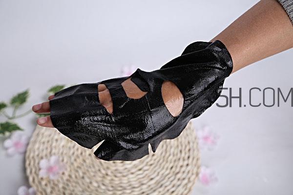 为什么每天敷面膜脸还是干 每天贴面膜为什么脸还是干 为什么每天敷面膜脸还是干 每天贴面膜为什么脸还是干