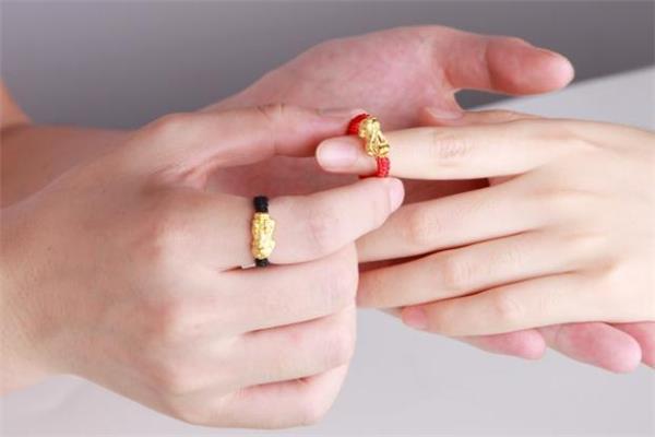 转运珠戒指编法 转运珠戒指怎么编 转运珠戒指编法 转运珠戒指怎么编