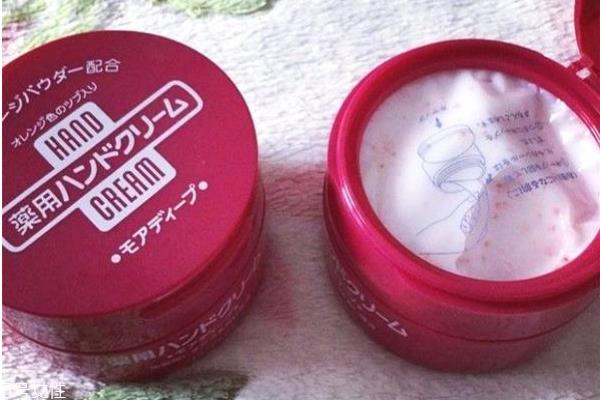 资生堂护手霜红蓝差别 资生堂护手霜红白差别 资生堂护手霜红蓝差别 资生堂护手霜红白差别