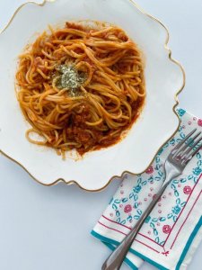 ​意大利番茄肉酱面正宗做法（好吃下饭的番茄肉酱意面）