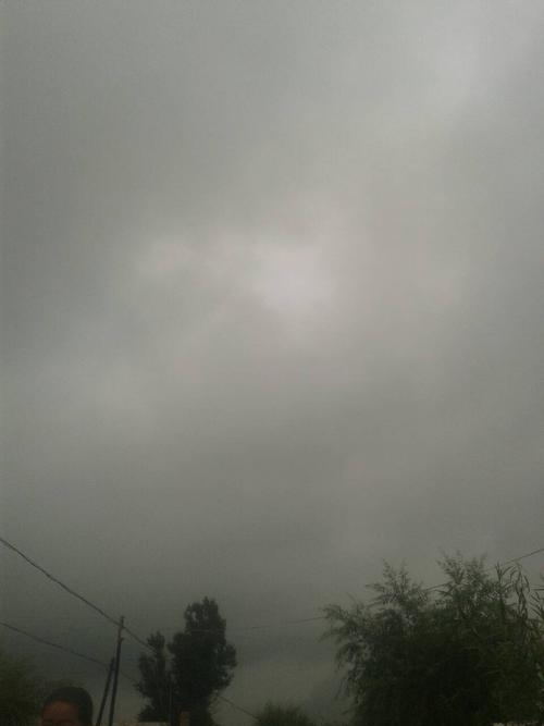 3.天气不好,有雨;