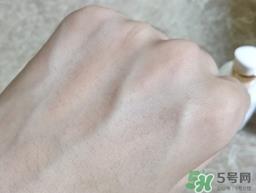 雪露紫嫩肤水怎么样?雪露紫嫩肤水好用吗? 雪露紫嫩肤水怎么样?雪露紫嫩肤水好用吗?