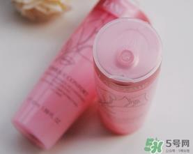 兰蔻粉水搭配什么面霜好?兰蔻粉水配什么面霜? 兰蔻粉水搭配什么面霜好?兰蔻粉水配什么面霜?