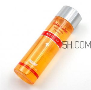 ​城野医生毛孔收敛水是爽肤水吗_是化妆水吗？