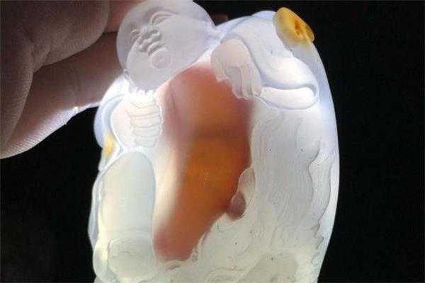 水胆玛瑙价格 水胆玛瑙值钱吗 水胆玛瑙价格 水胆玛瑙值钱吗