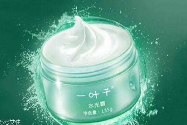 水光霜怎么使用 水光霜适合什么皮肤 水光霜怎么使用 水光霜适合什么皮肤