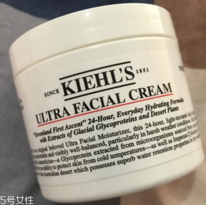 科颜氏保湿霜搓泥刺痛原因 科颜氏高保湿霜的搓泥之谜 科颜氏保湿霜搓泥刺痛原因 科颜氏高保湿霜的搓泥之谜