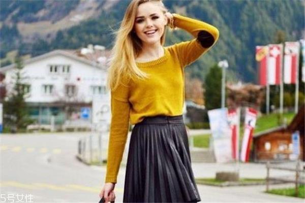 芥末黄是什么颜色 秋季时髦全靠它 芥末黄是什么颜色 秋季时髦全靠它