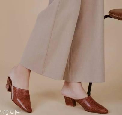 by far是哪国的牌子 小众极简风代表 by far是哪国的牌子 小众极简风代表