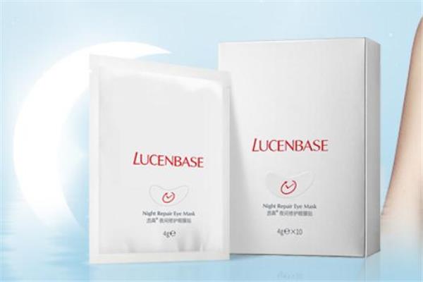 透真眼膜要贴多久 一般十五分钟左右 透真眼膜要贴多久 一般十五分钟左右