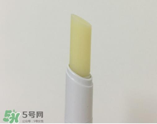 依泉和dhc唇膏哪个好?依泉唇膏和dhc唇膏哪个好? 依泉和dhc唇膏哪个好?依泉唇膏和dhc唇膏哪个好?