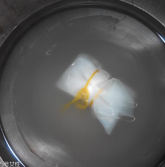 乳香纯露能保存多久 乳香纯露保存期限 乳香纯露能保存多久 乳香纯露保存期限