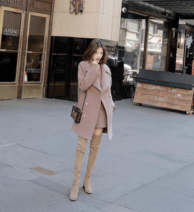 中长款修身双面呢大衣搭配(如今流行这几款时尚大衣)(2)