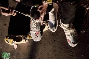 amac customs与vans高定鞋子多少钱? amac customs与vans高定鞋子多少钱?
