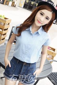 格子衬衫多种搭配都适合(掌握女式格子衬衫搭配)(2)